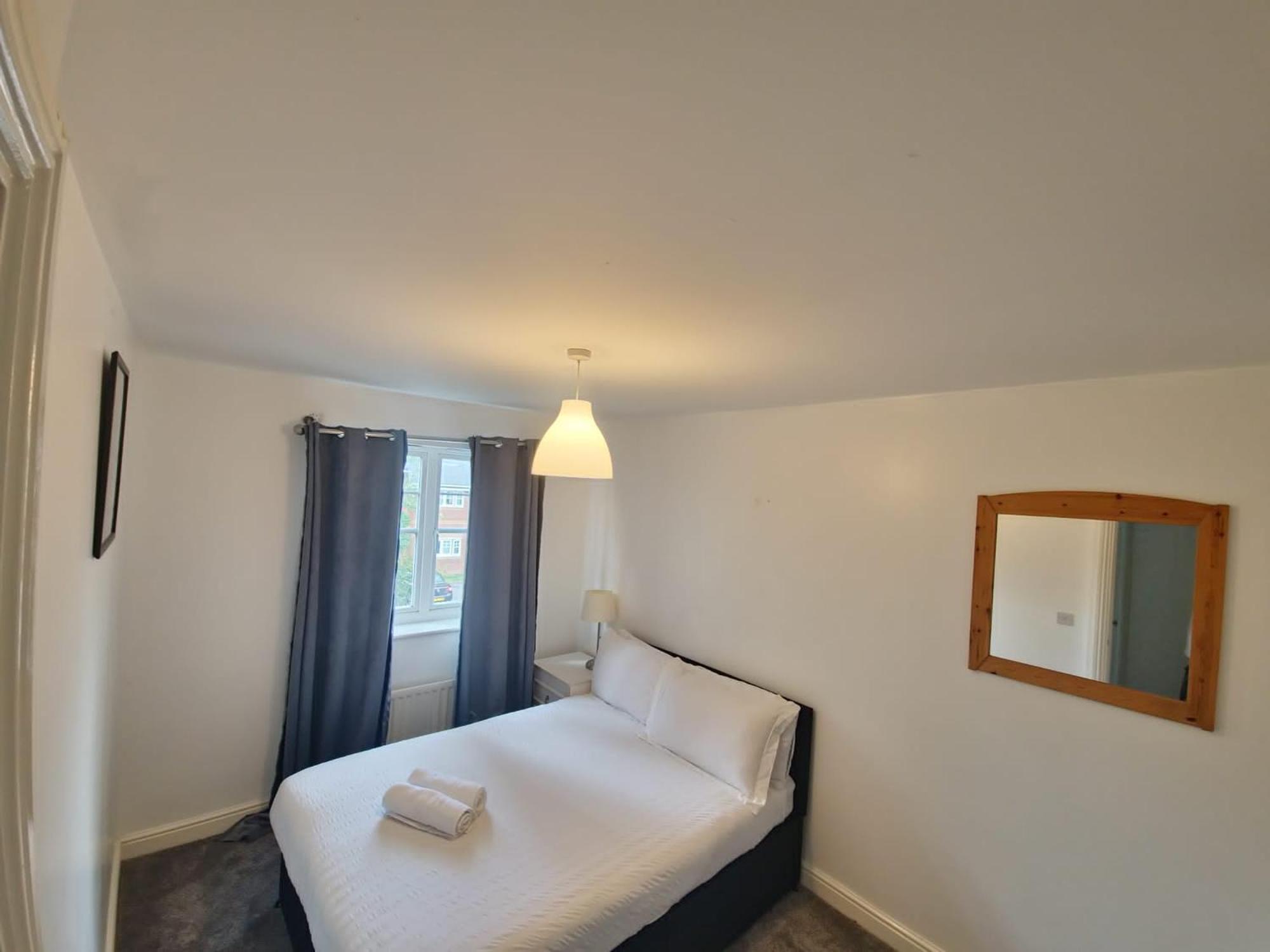 House-Sleeps7-Parking-Garden-Sportschannels Мейдстън Екстериор снимка